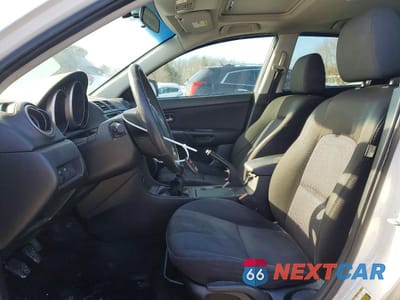Zdjęcie 7 z 12 samochodu: 2008 MAZDA 3 HATCHBACK VIN:JM1BK344681841635 - miniatura
