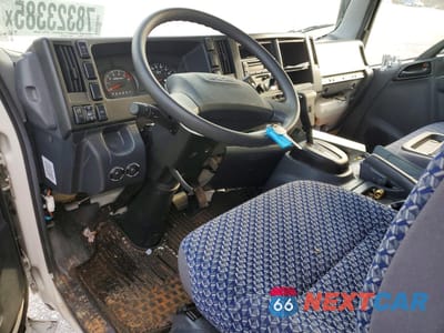 Zdjęcie 8 z 13 samochodu: 2025 ISUZU NPR HD VIN:54DC4W1D0SS207531 - miniatura