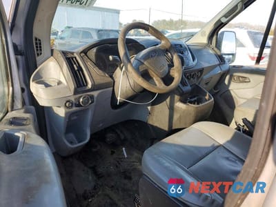 Zdjęcie 8 z 13 samochodu: 2015 FORD TRANSIT 250 SRW MEDIUM ROOF UTILITY / SERVICE VAN VIN:1FTNR2CM4FKB15137 - miniatura