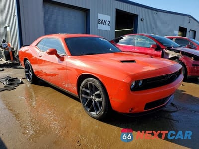 Czwarte zdjęcie samochodu z boku: 2023 DODGE CHALLENGER SXT VIN:2C3CDZAG4PH524747 - miniatura