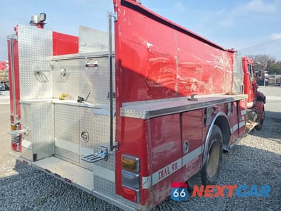 Trzecie zdjęcie samochodu z tyłu: 2000 INTERNATIONAL 4000 4900 - PUMPER FIRE TRUCK VIN:1HTSDADR6YH260592 - miniatura