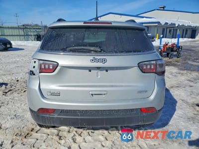 Zdjęcie 6 z 13 samochodu: 2024 JEEP COMPASS LATITUDE VIN:3C4NJDBN2RT107778 - miniatura