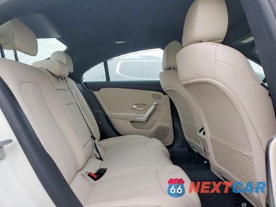 Zdjęcie 10 z 11 samochodu: 2025 MERCEDES-BENZ CLA 250 4MATIC VIN:W1K5J4HB2SN540803 - miniatura