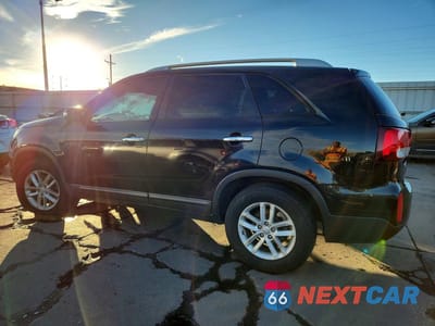 Drugie zdjęcie samochodu z przodu: 2014 KIA SORENTO LX VIN:5XYKT3A67EG449388 - miniatura