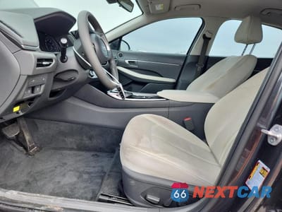 Zdjęcie 7 z 11 samochodu: 2023 HYUNDAI SONATA SEL VIN:KMHL64JA8PA264240 - miniatura