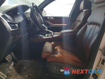 Zdjęcie 7 z 12 samochodu: 2019 BMW X7 XDRIVE50I VIN:5UXCX4C57KLS36636 - miniatura
