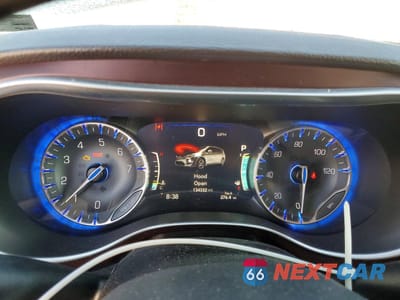 Zdjęcie 9 z 14 samochodu: 2017 CHRYSLER PACIFICA LIMITED VIN:2C4RC1GG1HR551644 - miniatura