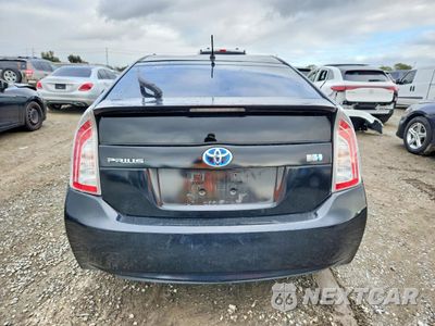 Zdjęcie 6 z 12 samochodu: 2015 TOYOTA PRIUS VIN:JTDKN3DUXF0450949 - miniatura