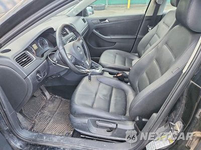 Zdjęcie 7 z 11 samochodu: 2012 VOLKSWAGEN JETTA SE VIN:3VWDX7AJ4CM346029 - miniatura