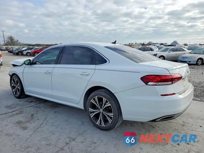 Drugie zdjęcie samochodu z przodu: 2021 VOLKSWAGEN PASSAT SE VIN:1VWSA7A3XMC018000 - miniatura