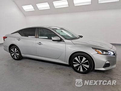 Czwarte zdjęcie samochodu z boku: 2021 NISSAN ALTIMA 2.5 SV VIN:1N4BL4DV3MN334521 - miniatura