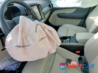 Zdjęcie 7 z 14 samochodu: 2023 VOLVO XC40 PLUS VIN:YV4L12UL4P2097208 - miniatura