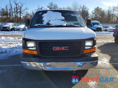 Piąte zdjęcie samochodu w środku: 2013 GMC SAVANA G1500 VIN:1GTS7AFX2D1148231 - miniatura