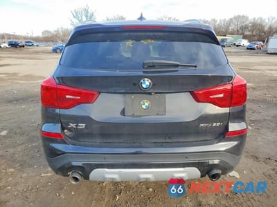 Zdjęcie 6 z 13 samochodu: 2018 BMW X3 XDRIVE30I VIN:5UXTR9C55JLD74832 - miniatura