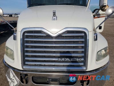 Zdjęcie 7 z 10 samochodu: 2018 MACK CXU613 TRUCK CAB AND CHASSIS VIN:1M2AW07C9JM089222 - miniatura