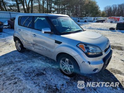 Czwarte zdjęcie samochodu z boku: 2011 KIA SOUL + VIN:KNDJT2A20B7708024 - miniatura