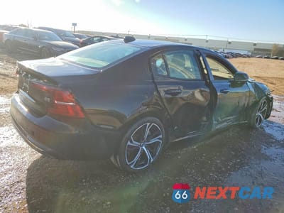 Trzecie zdjęcie samochodu z tyłu: 2024 VOLVO S60 PLUS VIN:7JRL12FL4RG281264 - miniatura