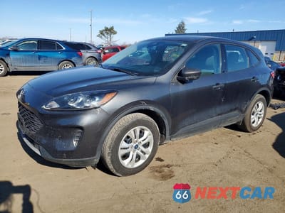 2020 FORD ESCAPE S 1FMCU0F63LUB67880 - główne zdjęcie licytacji z USA - miniatura