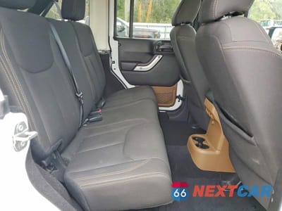 Zdjęcie 11 z 12 samochodu: 2017 JEEP WRANGLER UNLIMITED SAHARA VIN:1C4BJWEG3HL525935 - miniatura