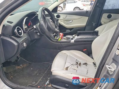 Zdjęcie 7 z 11 samochodu: 2015 MERCEDES-BENZ C 300 VIN:55SWF4JB4FU044463 - miniatura