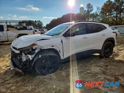 2025 CHEVROLET TRAX ACTIV KL77LKEP0SC145240 - główne zdjęcie licytacji z USA - miniatura