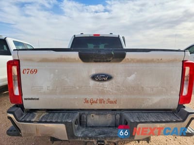 Zdjęcie 10 z 13 samochodu: 2023 FORD F350 SUPER DUTY VIN:1FT8W3BA9PEC30769 - miniatura