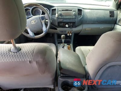 Zdjęcie 8 z 12 samochodu: 2012 TOYOTA TACOMA DOUBLE CAB VIN:5TFJX4CN0CX017438 - miniatura