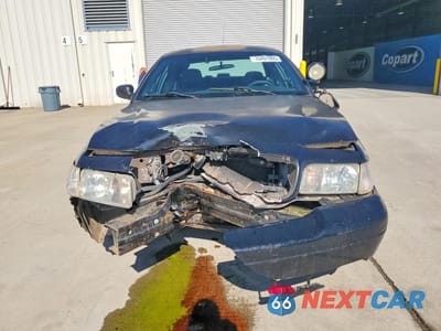 Piąte zdjęcie samochodu w środku: 2009 FORD CROWN VICTORIA POLICE INTERCEPTOR VIN:2FAHP71V59X114730 - miniatura