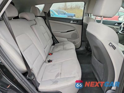 Zdjęcie 11 z 13 samochodu: 2019 HYUNDAI TUCSON SE VIN:KM8J2CA48KU007819 - miniatura
