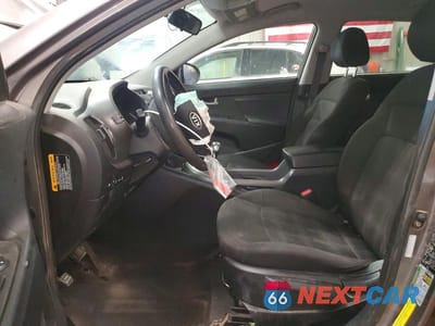 Zdjęcie 7 z 13 samochodu: 2012 KIA SPORTAGE LX VIN:KNDPBCA21C7282316 - miniatura