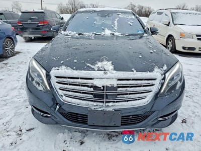 Piąte zdjęcie samochodu w środku: 2016 MERCEDES-BENZ S MERCEDES-MAYBACH S600 VIN:WDDUX7GB6GA259812 - miniatura