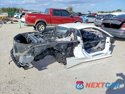 Trzecie zdjęcie samochodu z tyłu: 2023 CHEVROLET CORVETTE STINGRAY 3LT VIN:1G1YC3D47P5127570 - miniatura