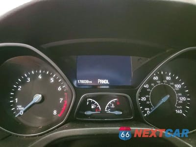 Zdjęcie 9 z 11 samochodu: 2015 FORD FOCUS SE VIN:1FADP3F22FL323244 - miniatura