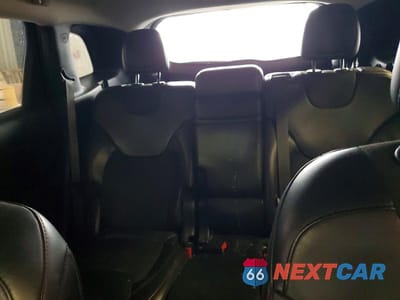 Zdjęcie 10 z 14 samochodu: 2015 JEEP CHEROKEE TRAILHAWK VIN:1C4PJMBS8FW650119 - miniatura