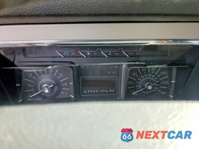 Zdjęcie 9 z 13 samochodu: 2008 LINCOLN NAVIGATOR VIN:5LMFU285X8LJ07893 - miniatura