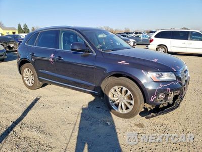 Czwarte zdjęcie samochodu z boku: 2017 AUDI Q5 PREMIUM VIN:WA1C2AFP4HA067606 - miniatura
