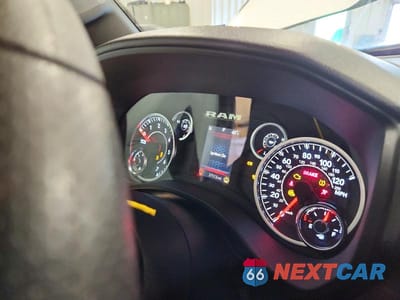 Zdjęcie 9 z 13 samochodu: 2025 RAM 1500 BIG HORN VIN:1C6RRFBG2SN659253 - miniatura