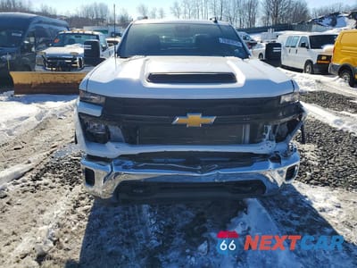 Piąte zdjęcie samochodu w środku: 2024 CHEVROLET SILVERADO K2500 HEAVY DUTY VIN:1GB1YLE7XRF342686 - miniatura
