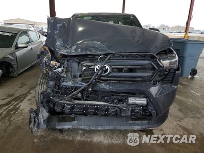 Piąte zdjęcie samochodu w środku: 2024 TOYOTA TACOMA SR5 VIN:3TMKB5FN8RM022986 - miniatura