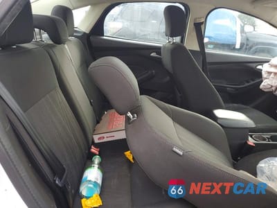 Zdjęcie 10 z 12 samochodu: 2017 FORD FOCUS SE VIN:1FADP3F29HL224813 - miniatura