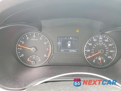 Zdjęcie 9 z 11 samochodu: 2018 KIA OPTIMA LX VIN:5XXGT4L34JG254037 - miniatura