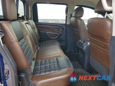 Zdjęcie 10 z 12 samochodu: 2016 NISSAN TITAN XD PLATINUM RESERVE VIN:1N6BA1F4XGN506578 - miniatura