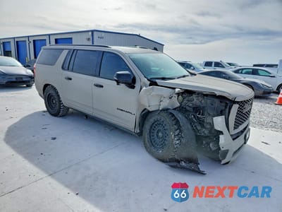Czwarte zdjęcie samochodu z boku: 2024 GMC YUKON XL DENALI VIN:1GKS2JKL9RR123373 - miniatura