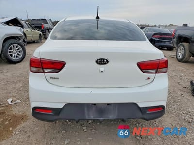 Zdjęcie 6 z 14 samochodu: 2018 KIA RIO VIN:3KPA24AB5JE143766 - miniatura