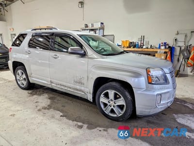 Czwarte zdjęcie samochodu z boku: 2016 GMC TERRAIN DENALI VIN:2GKFLVEK1G6281434 - miniatura
