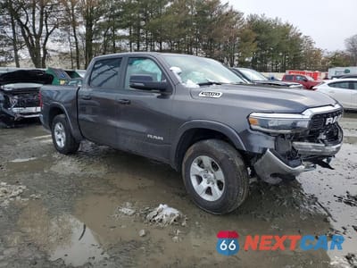 Czwarte zdjęcie samochodu z boku: 2025 RAM 1500 BIG HORN/LONE STAR VIN:1C6SRFFP3SN658785 - miniatura