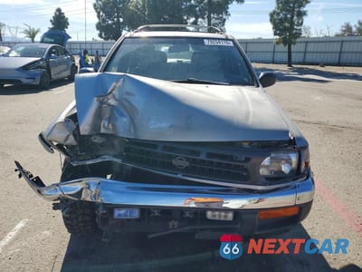 Piąte zdjęcie samochodu w środku: 1999 NISSAN PATHFINDER XE VIN:JN8AR05S2XW297448 - miniatura