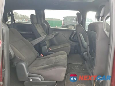 Zdjęcie 11 z 13 samochodu: 2018 DODGE GRAND CARAVAN SE VIN:2C4RDGBG7JR170183 - miniatura