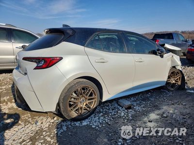 Trzecie zdjęcie samochodu z tyłu: 2024 TOYOTA COROLLA HATCHBACK NIGHTSHADE VIN:JTND4MBE8R3215266 - miniatura
