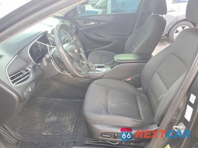 Zdjęcie 7 z 11 samochodu: 2017 CHEVROLET MALIBU LT VIN:1G1ZE5ST0HF134523 - miniatura